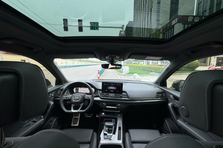 Used Audi Q5L 2024 45 TFSI Luxury Dynamic Model Interior 1
