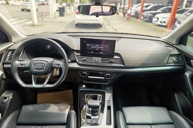Used Audi Q5L 2024 40 TFSI Fashion Dynamic Model Interior 1