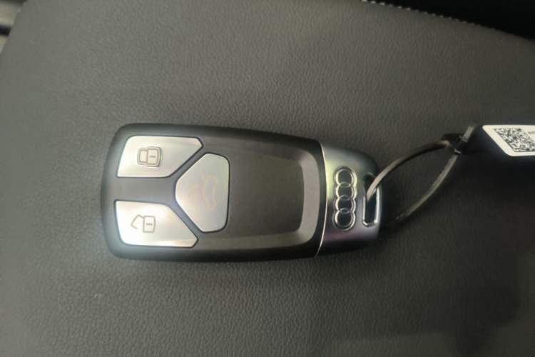 Used Audi Q5L 2024 40 TFSI Luxury Dynamic Edition Interior 1