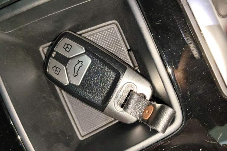 Used Audi Q5L 2024 40 TFSI Luxury Dynamic Edition Interior 1