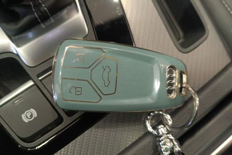 Used Audi Q5L 2024 40 TFSI Luxury Dynamic Edition Interior 1