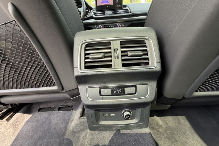Used Audi Q5L 2024 40 TFSI Luxury Dynamic Edition Interior 12