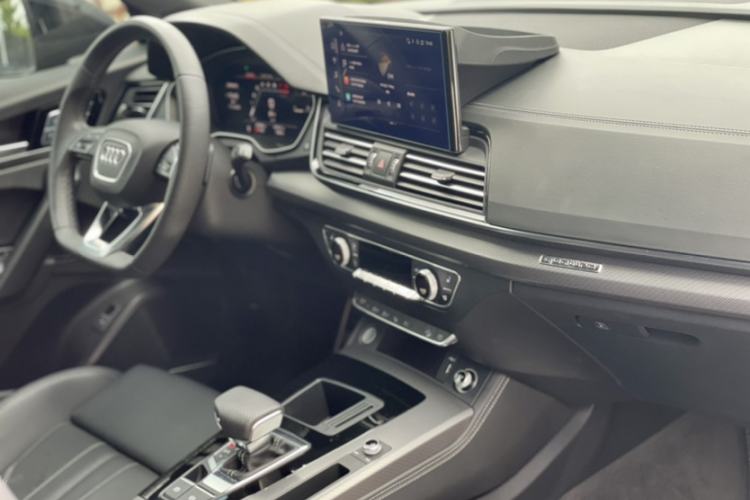 Used Audi Q5L 2024 45 TFSI Luxury Dynamic Model Interior 2