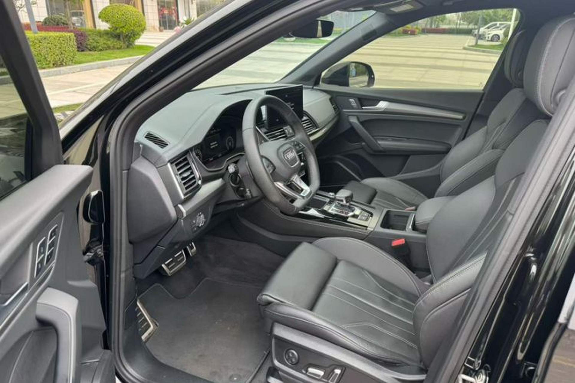 Used Audi Q5L 2024 45 TFSI Luxury Dynamic Model Interior 3