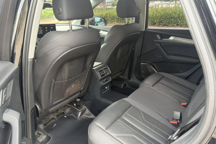 Used Audi Q5L 2024 40 TFSI Fashion Dynamic Model Interior 3