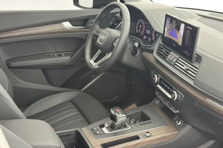 Used Audi Q5L 2024 40 TFSI Luxury Prestige Edition Interior 3