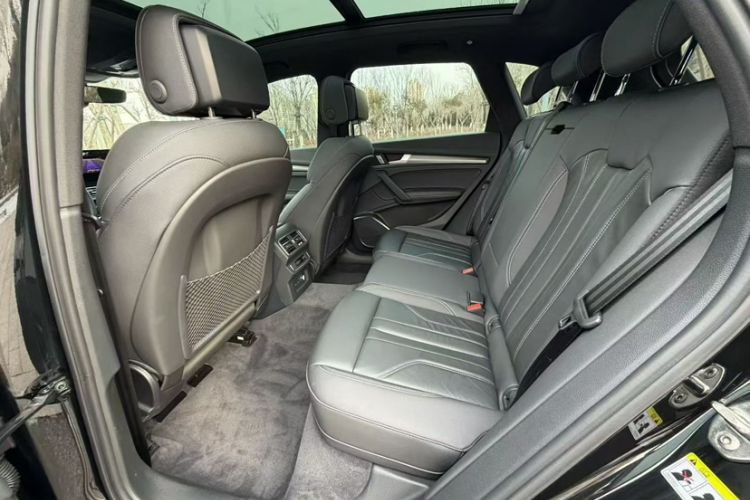 Used Audi Q5L 2024 40 TFSI Luxury Dynamic Edition Interior 4
