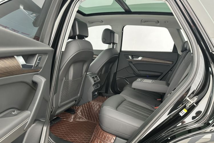 Used Audi Q5L 2024 40 TFSI Luxury Prestige Edition Interior 4