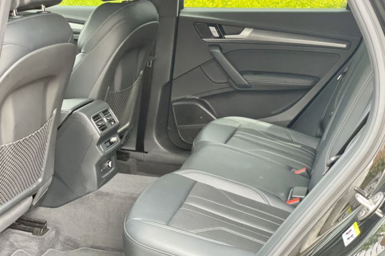 Used Audi Q5L 2024 45 TFSI Luxury Dynamic Model Interior 5