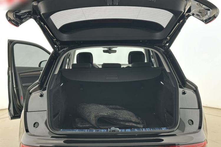 Used Audi Q5L 2024 40 TFSI Luxury Prestige Edition Interior 5