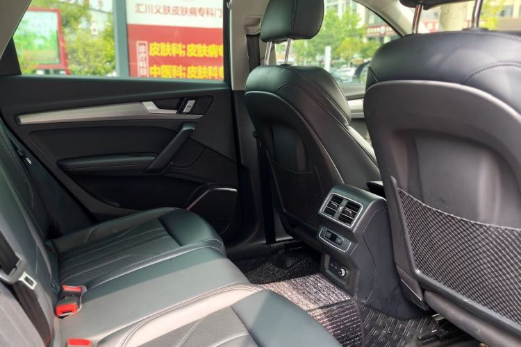 Used Audi Q5L 2024 40 TFSI Fashion Dynamic Model Interior 6