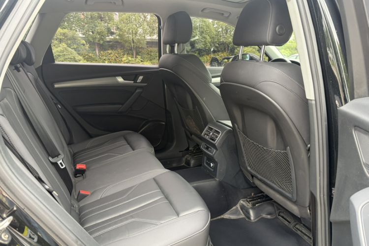 Used Audi Q5L 2024 40 TFSI Fashion Dynamic Model Interior 6