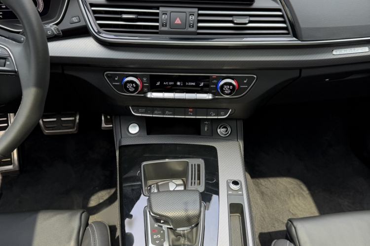 Used Audi Q5L 2024 40 TFSI Luxury Dynamic Edition Interior 6