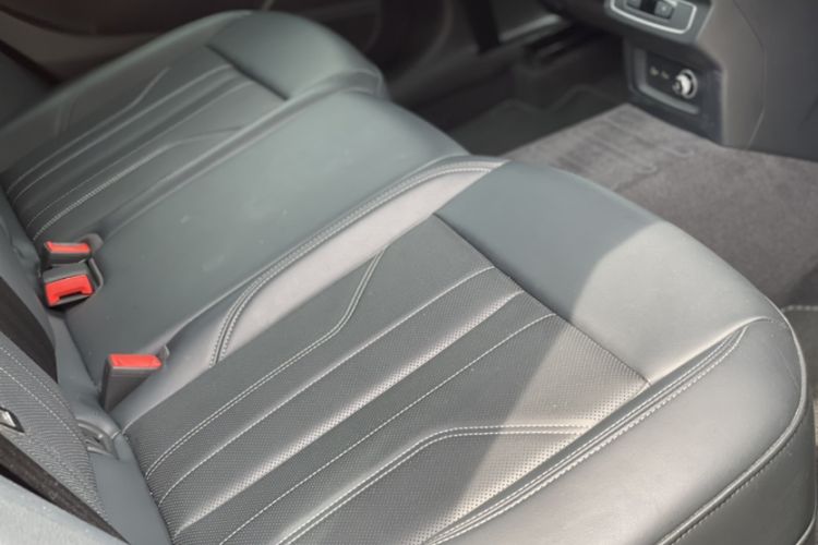 Used Audi Q5L 2024 45 TFSI Luxury Dynamic Model Interior 6