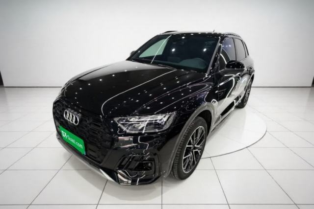 Audi Q5L 2024 45 TFSI Luxury Dynamic Model usado
