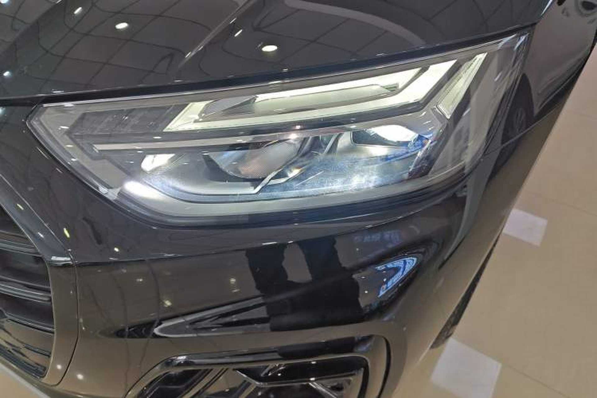 Used Audi Q5L 2024 40 TFSI Luxury Dynamic Edition Left Front Headlight