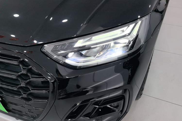 Used Audi Q5L 2024 40 TFSI Luxury Dynamic Edition Left Front Headlight