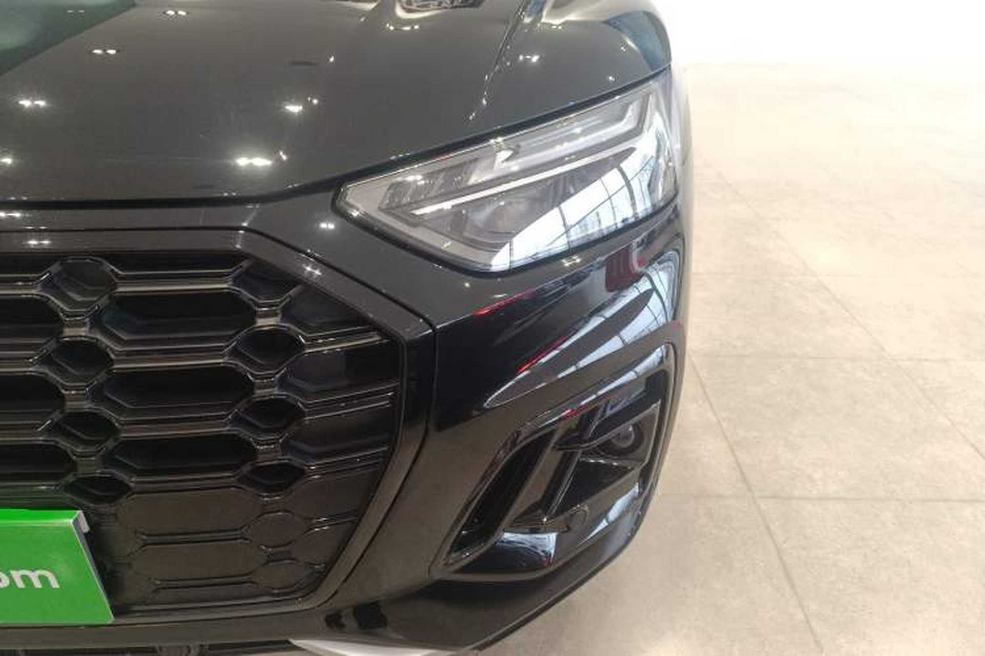 Used Audi Q5L 2024 40 TFSI Luxury Dynamic Edition Left Front Headlight