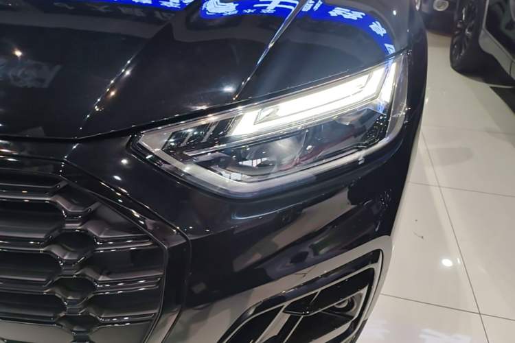 Used Audi Q5L 2024 40 TFSI Luxury Dynamic Edition Left Front Headlight
