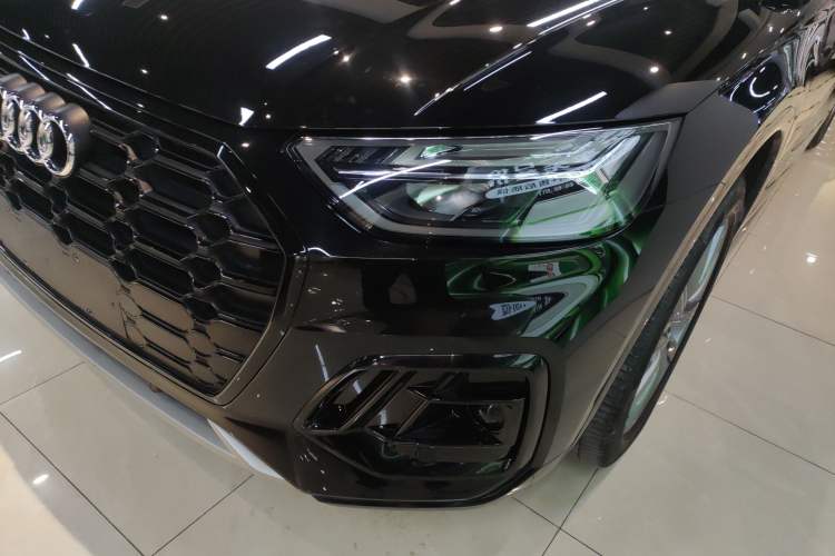 Used Audi Q5L 2024 40 TFSI Luxury Dynamic Edition Left Front Headlight