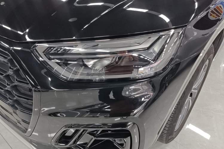 Used Audi Q5L 2024 40 TFSI Luxury Dynamic Edition Left Front Headlight