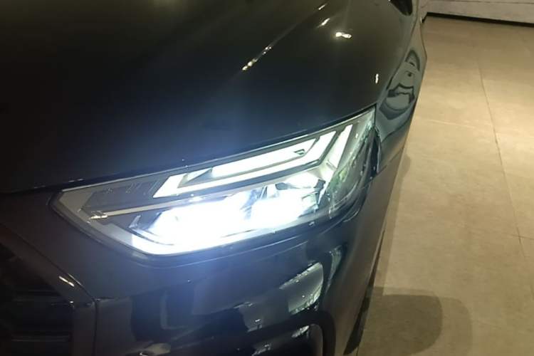 Used Audi Q5L 2024 40 TFSI Luxury Dynamic Edition Left Front Headlight