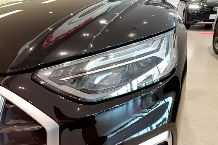 Used Audi Q5L 2024 40 TFSI Luxury Prestige Edition Left Front Headlight