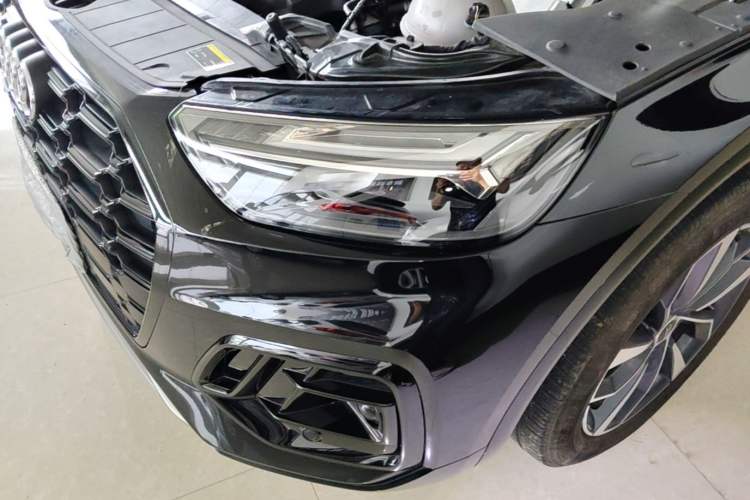 Used Audi Q5L 2024 40 TFSI Luxury Dynamic Edition Left Front Headlight