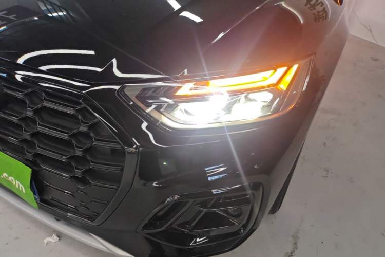 Used Audi Q5L 2024 40 TFSI Luxury Dynamic Edition Left Front Headlight