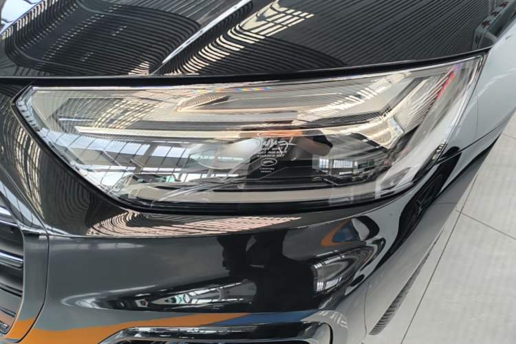 Used Audi Q5L 2024 45 TFSI Luxury Dynamic Model Left Front Headlight