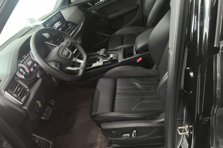 Used Audi Q5L 2024 45 TFSI Luxury Dynamic Model Left Front Seat