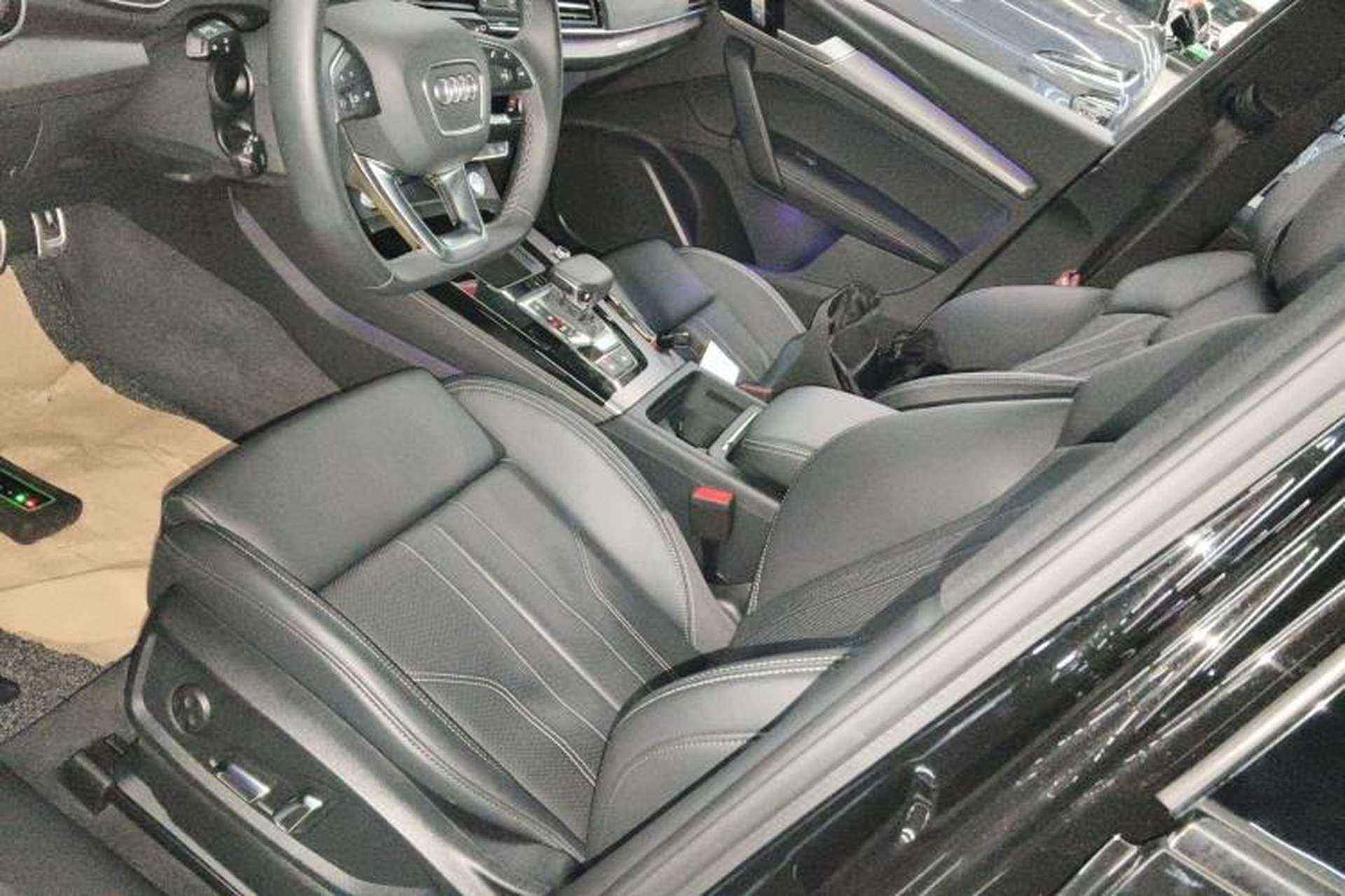 Used Audi Q5L 2024 40 TFSI Luxury Dynamic Edition Left Front Seat