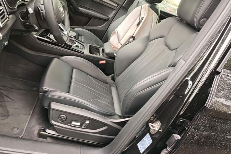 Used Audi Q5L 2024 40 TFSI Luxury Dynamic Edition Left Front Seat