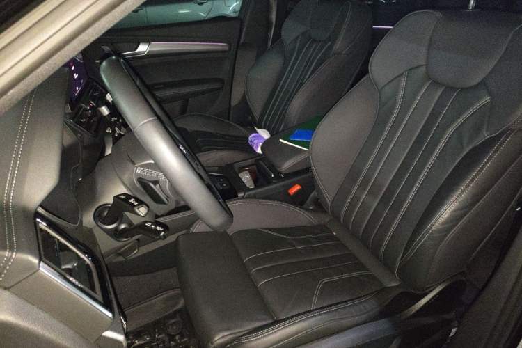 Used Audi Q5L 2024 40 TFSI Luxury Dynamic Edition Left Front Seat