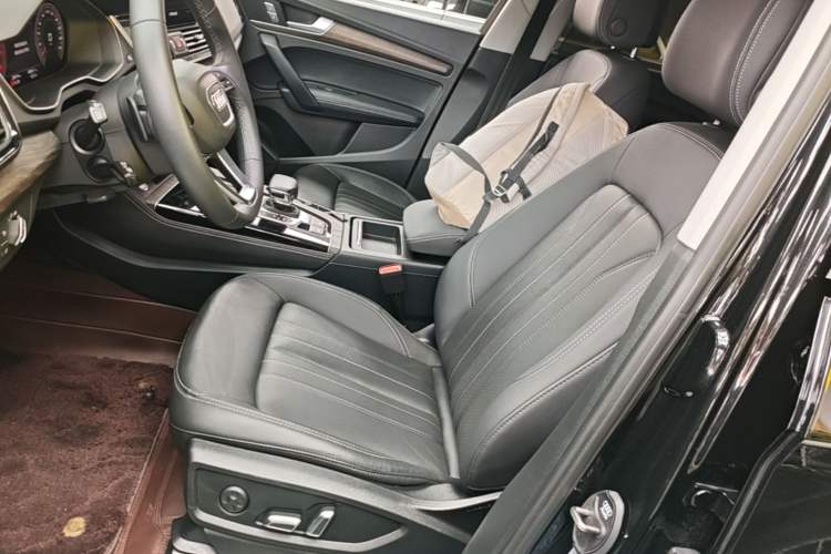 Used Audi Q5L 2024 40 TFSI Luxury Prestige Edition Left Front Seat