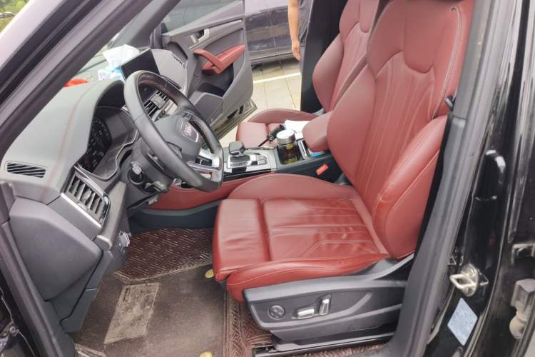 Used Audi Q5L 2024 40 TFSI Luxury Dynamic Edition Left Front Seat