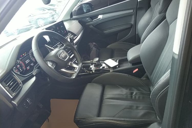 Used Audi Q5L 2024 40 TFSI Fashion Dynamic Model Left Front Seat