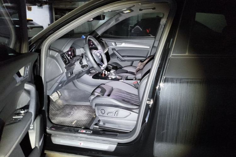 Used Audi Q5L 2024 45 TFSI Luxury Dynamic Model Left Front Seat