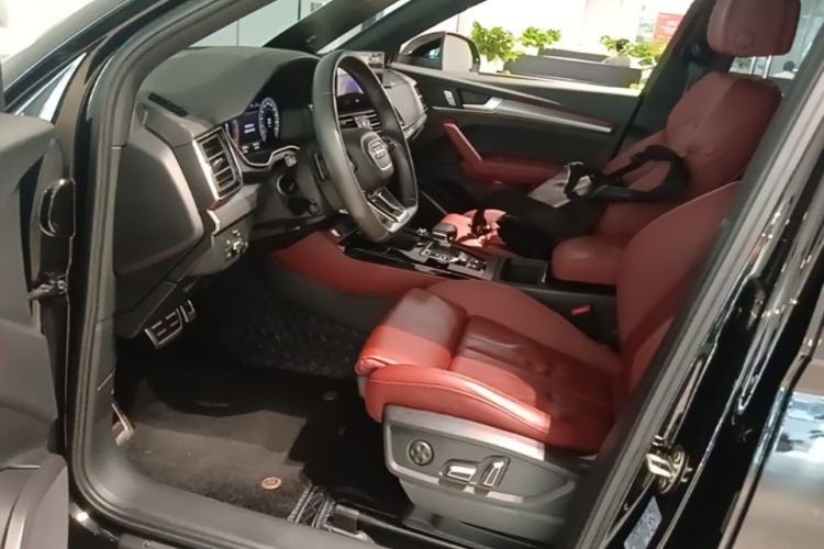 Used Audi Q5L 2024 40 TFSI Luxury Dynamic Edition Left Front Seat
