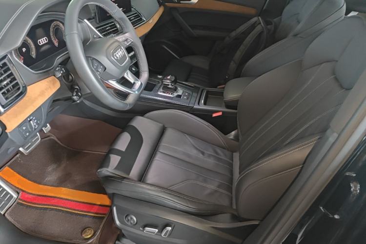 Used Audi Q5L 2024 40 TFSI Luxury Dynamic Edition Left Front Seat