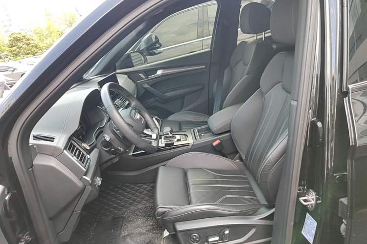 Used Audi Q5L 2024 45 TFSI Luxury Dynamic Model Left Front Seat