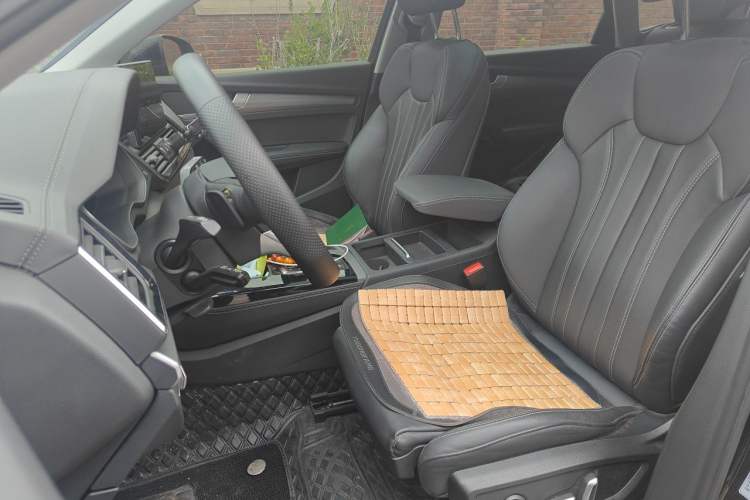 Used Audi Q5L 2024 40 TFSI Fashion Dynamic Model Left Front Seat