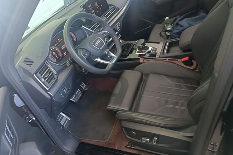 Used Audi Q5L 2024 45 TFSI Luxury Dynamic Model Left Front Seat