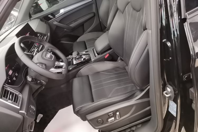 Used Audi Q5L 2024 40 TFSI Luxury Dynamic Edition Left Front Seat