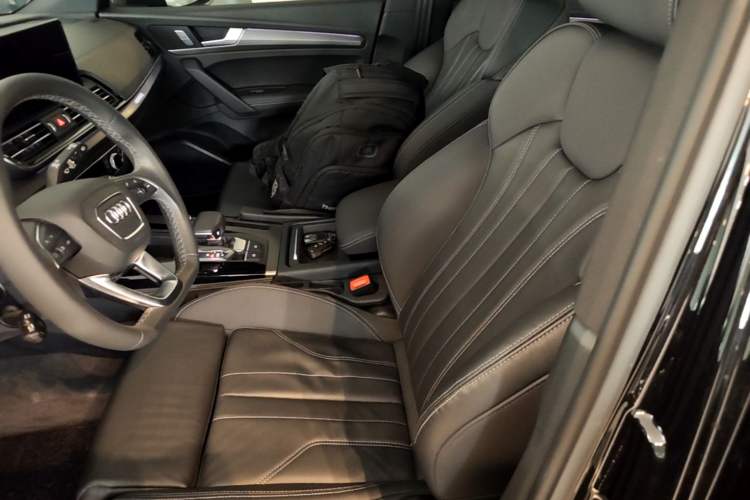 Used Audi Q5L 2024 40 TFSI Luxury Dynamic Edition Left Front Seat