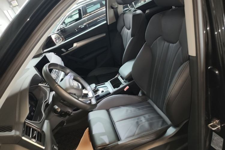 Used Audi Q5L 2024 40 TFSI Fashion Dynamic Model Left Front Seat