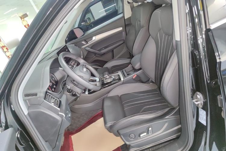 Used Audi Q5L 2024 40 TFSI Fashion Dynamic Model Left Front Seat