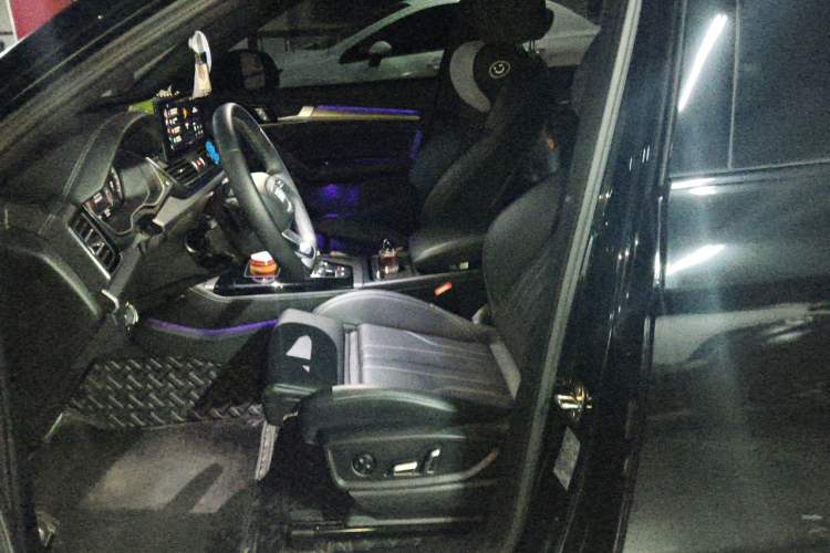 Used Audi Q5L 2024 45 TFSI Luxury Dynamic Model Left Front Seat