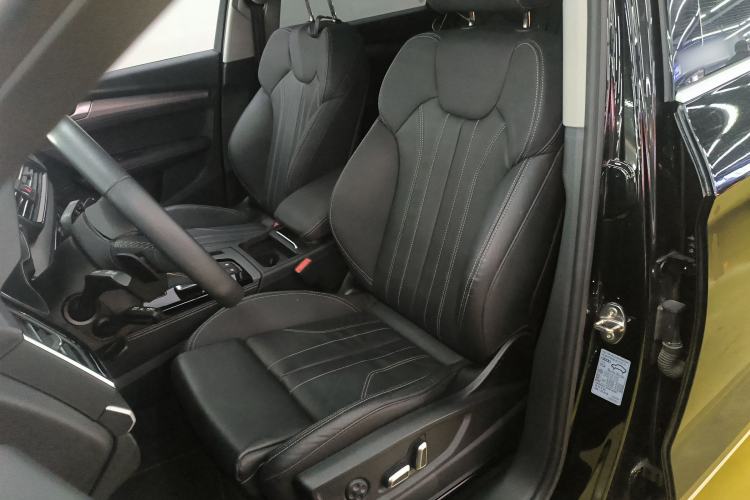 Used Audi Q5L 2024 40 TFSI Fashion Dynamic Model Left Front Seat