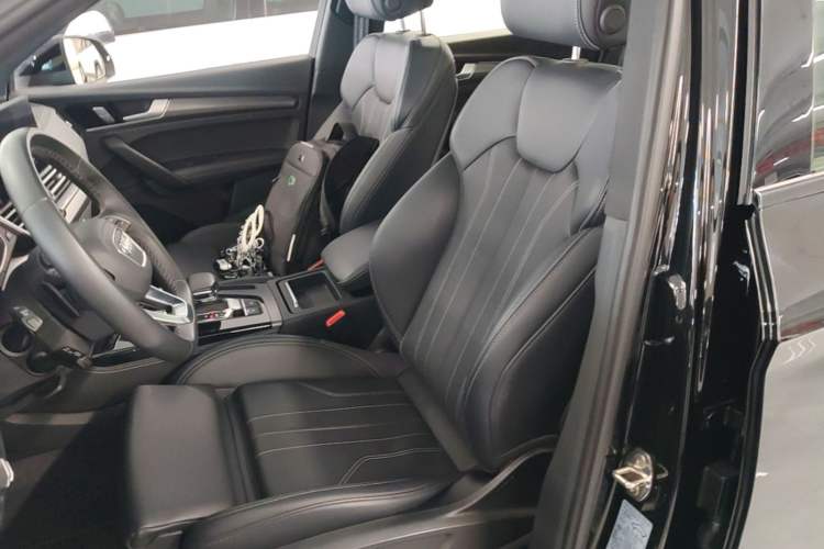 Used Audi Q5L 2024 40 TFSI Luxury Dynamic Edition Left Front Seat